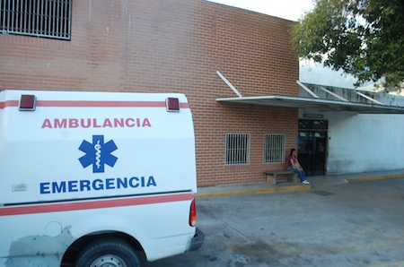 Momentos de terror vivió personal médico y pacientes del hospital "Dr. Francisco Rafael García" de Guarenas Foto: Giovanni Martínez