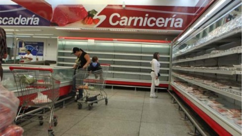  Esta Venezuela de las colas, la escasez, las “captahuellas” en los mercados y la compra de alimentos por número de cédula, es definitivamente la Venezuela “cero sonrisitas”…