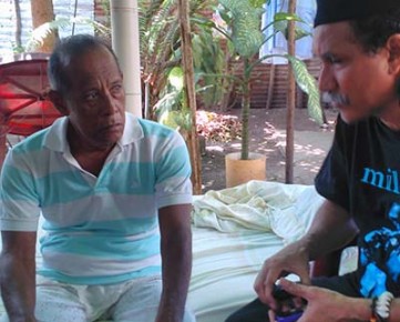 la Laguna de Tacarigua, Héctor “Morochito” Iriza, conversado con el dirigente afrodescendiente Jesús “Chucho” García