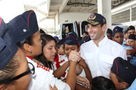 El gobernador Henrique Capriles encabezó la actividad en la que insistió en la importancia de la educación para formar valores