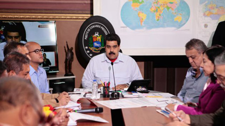 Este jueves, el presidente de la República Bolivariana de Venezuela, Nicolás Maduro, informó que un grupo conformado por diferentes ministros preparará una propuesta legal para la paz y estabilidad social en la frontera con Colombia. PRENSA PRESIDENCIAL