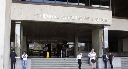 El pasado lunes, la Sala Electoral del Tribunal Supremo de Justicia (TSJ) había recibido otros seis recursos que afectarían a 8 diputados de la Unidad.