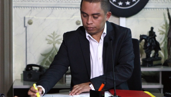 luissalas.jpg_1718483346