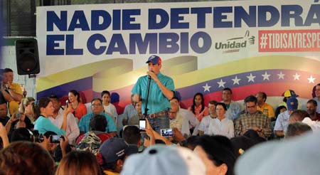 Henrique Capriles Radonski envió un mensaje a los miembros de la MUD “para que prevalezca la unidad”. CORTESIA / MARCOS COLLINS