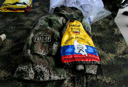  Las Fuerzas Armadas Revolucionarias de Colombia, han negado manejar cifras millonarias de dinero. ARCHIVO LA VOZ 