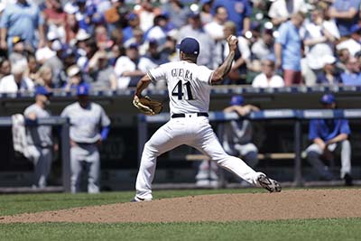MILWAUKEE, WI - MAY 19: Junior Guerra #41 of the Milwaukee Brewers pitches during the fifth inning against the Chicago Cubs at Miller Park on May 19, 2016 in Milwaukee, Wisconsin.   Mike McGinnis/Getty Images/AFP