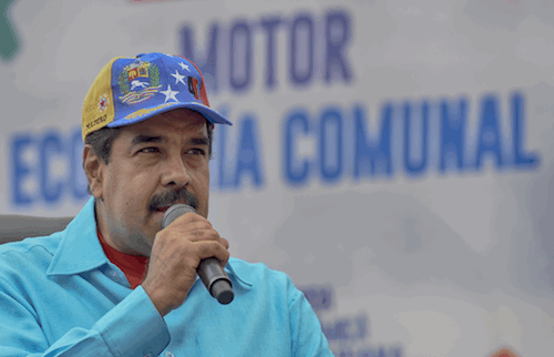 “Ya nadie quiere pasar del ‘Chavismo sin Chávez’ al ‘Madurismo sin Maduro...” AFP / Juan Barreto