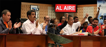 Desde la Sala Ríos Reyna del Teatro Teresa Carreño en Caracas, el jefe de Estado instaló el Congreso de la Patria, Capítulo Comunicación 