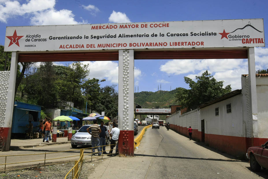 La GNB se apoderó de las instalaciones del Mercado de Coche este lunes en la madrugada