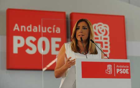 La influyente presidenta socialista de Andalucía, Susana Díaz, censuró posibles pactos con Podemos y la izquierda catalana. CRISTINA QUICLER / AFP Spain's Socialist party Pedro Sanchez was hit by a "coup" attempt on September 28, 2016 with half of its leadership quitting in a bid to oust leader Pedro Sanchez and unblock the country's political deadlock.  / AFP PHOTO / CRISTINA QUICLER