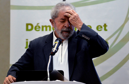 Lula enfrenta ya dos juicios por corrupción y lavado de dinero ante el juez de primera instancia Sergio Moro. NELSON ALMEIDA / AFP 