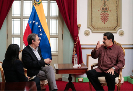  El mandatario venezolano destacó ante Rodríguez Zapatero que “la mesa de diálogo sigue avanzando, se acerca diciembre, creo que la mesa de diálogo se irá consolidando”. PRENSA PRESIDENCIAL