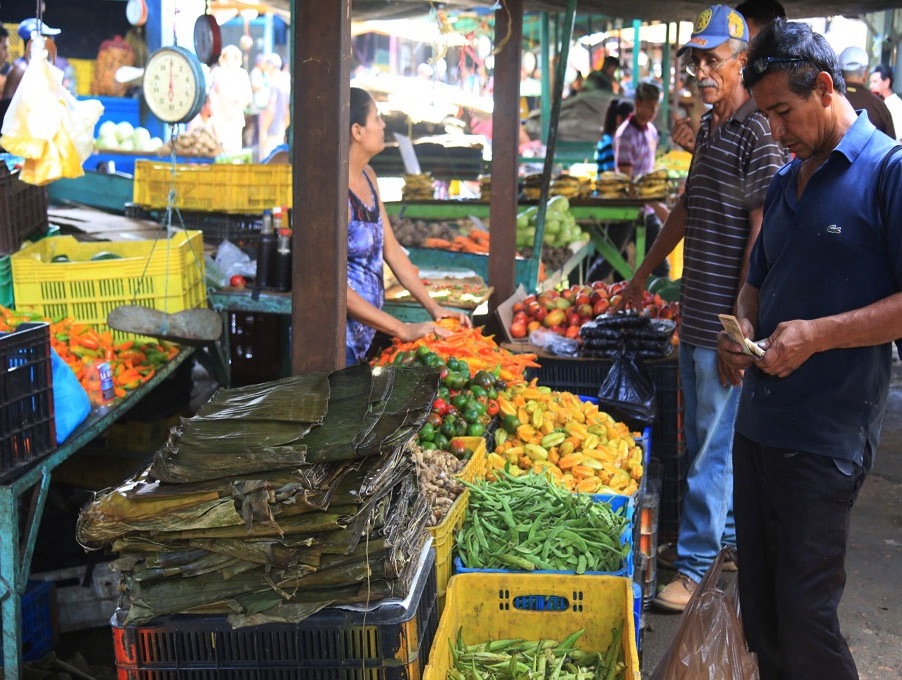 Precios en los mercados varian a diario Foto Jaime Manrique