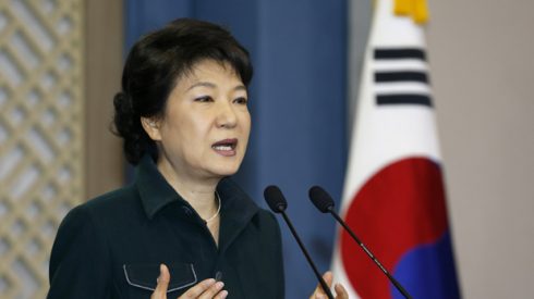 park-geun-hye-presidenta-de-corea-del-sur-619x348